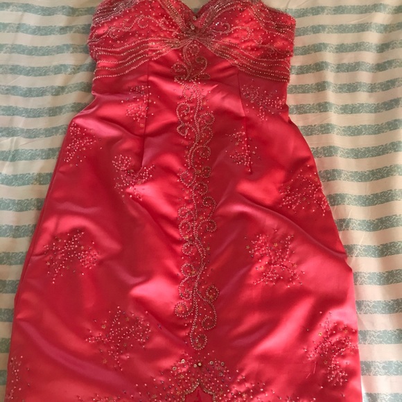 Formal Gown - Picture 4 of 4